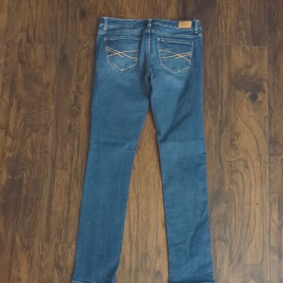 Aeropostale women’s distressed skinny jeans | blue stretch denim modern fit - Picture 3 of 4